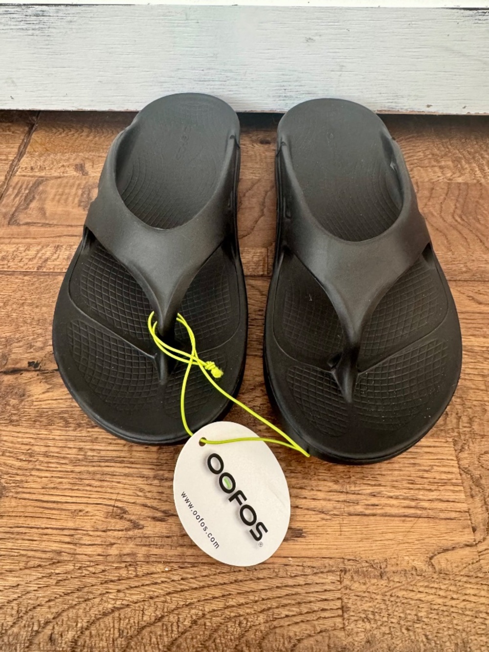 NEW Oofos Original Ooriginal Recovery Flip Flops Women's Size 8 - Picture 2 of 7